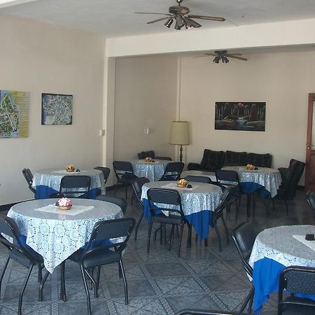 Hotel Vip San Clemente del Tuyú Esterno foto